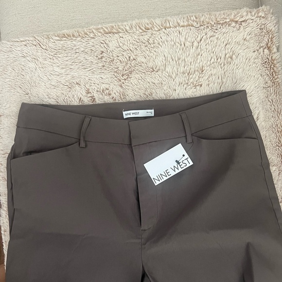 Women’s Kohls/Nine West Slacks NWT Size 16 - Picture 1 of 7
